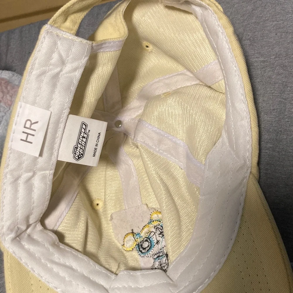 Yellow Powerpuff Girl Embroidered Cap - Picture 5 of 7